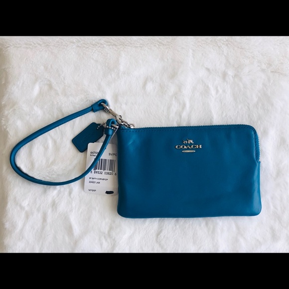Coach Handbags - Turquoise Coach wristlet